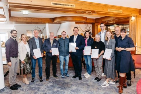 Top Tourismus Jobs Vorarlberg Verleihung Gütesiegel, Gruppenbild C WKV Sams